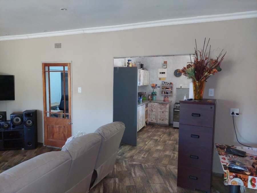 To Let 4 Bedroom Property for Rent in Adamayview North West